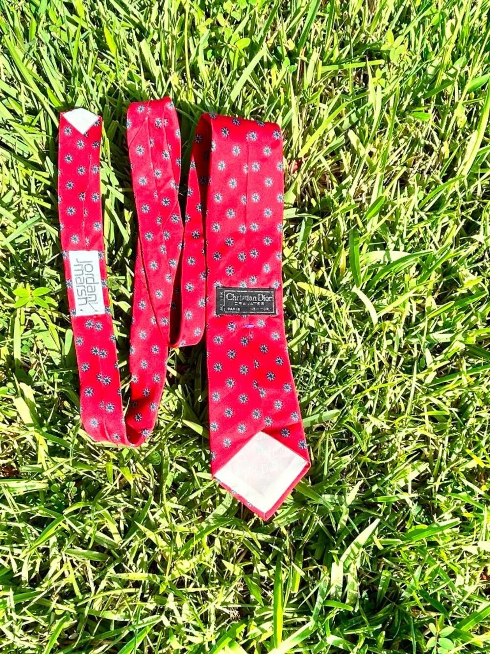 Christian Dior Monsieur Red Silk Tie Blue Floral Medallion Pattern54”x3” France.
